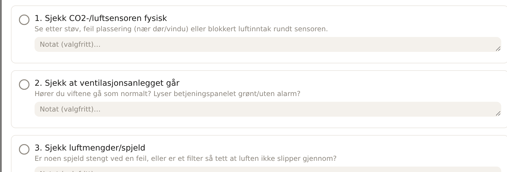 Sjekkliste med tre punkter for feilsøking av luftkvalitet, hvert med notatfelt